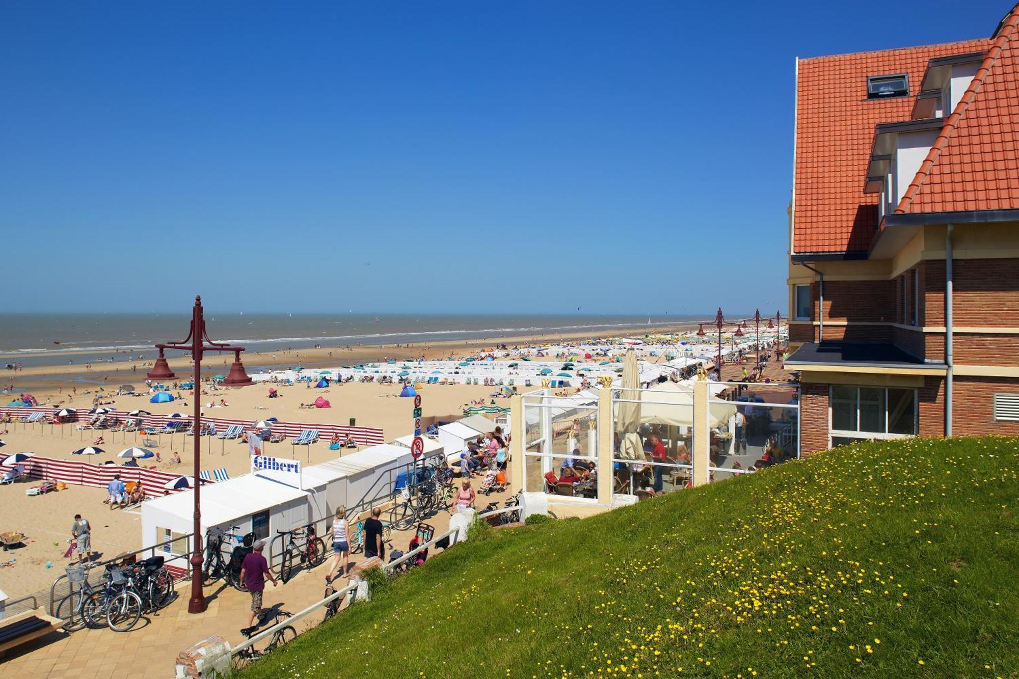 Beach Hotel De Haan Zewnętrze zdjęcie